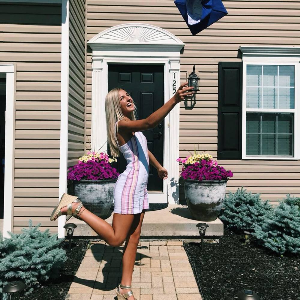 Meet your Posher, Athena